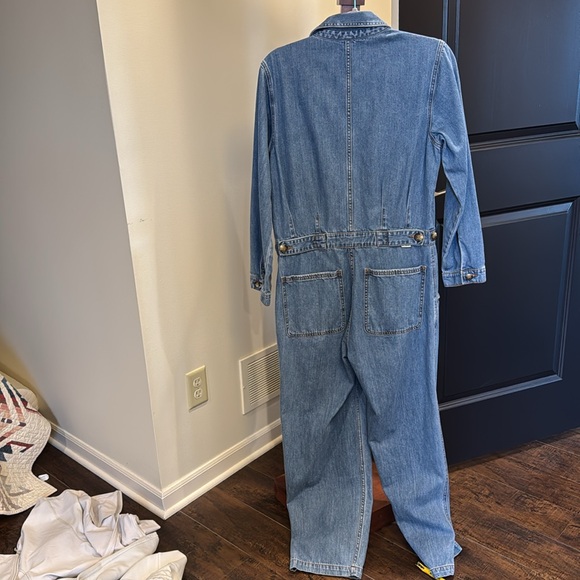 Billabong denim jumpsuit size medium - Picture 3 of 3